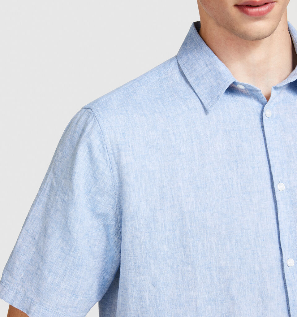 Short sleeve shirt in linen blend - men's regular fit shirts - Light Blue | Sisley image number 5